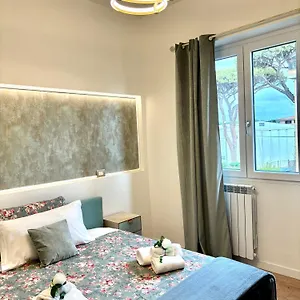 Maison Margot , Fiumicino Italy